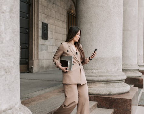 Tech-Infused Fashion: How Wearable Tech is Shaping the Industry