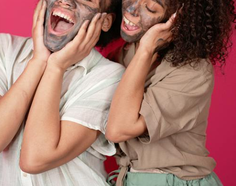 Trend Alert: Floral Prints Blooming in Women’s Fashion